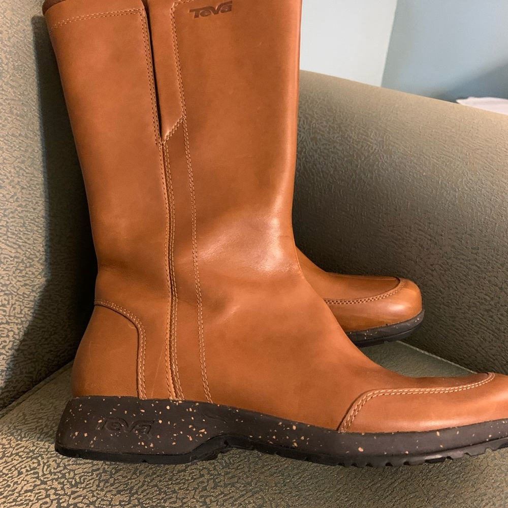 Teva leather Capistrano mid-calf boot - Picture 4 of 10
